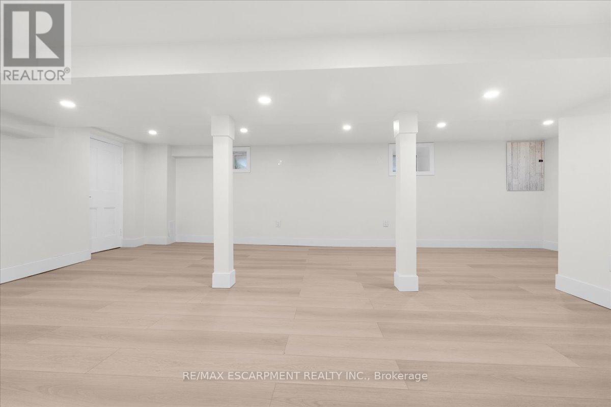 215 Ray Street N, Hamilton, Ontario  L8R 2Y3 - Photo 25 - X12979746