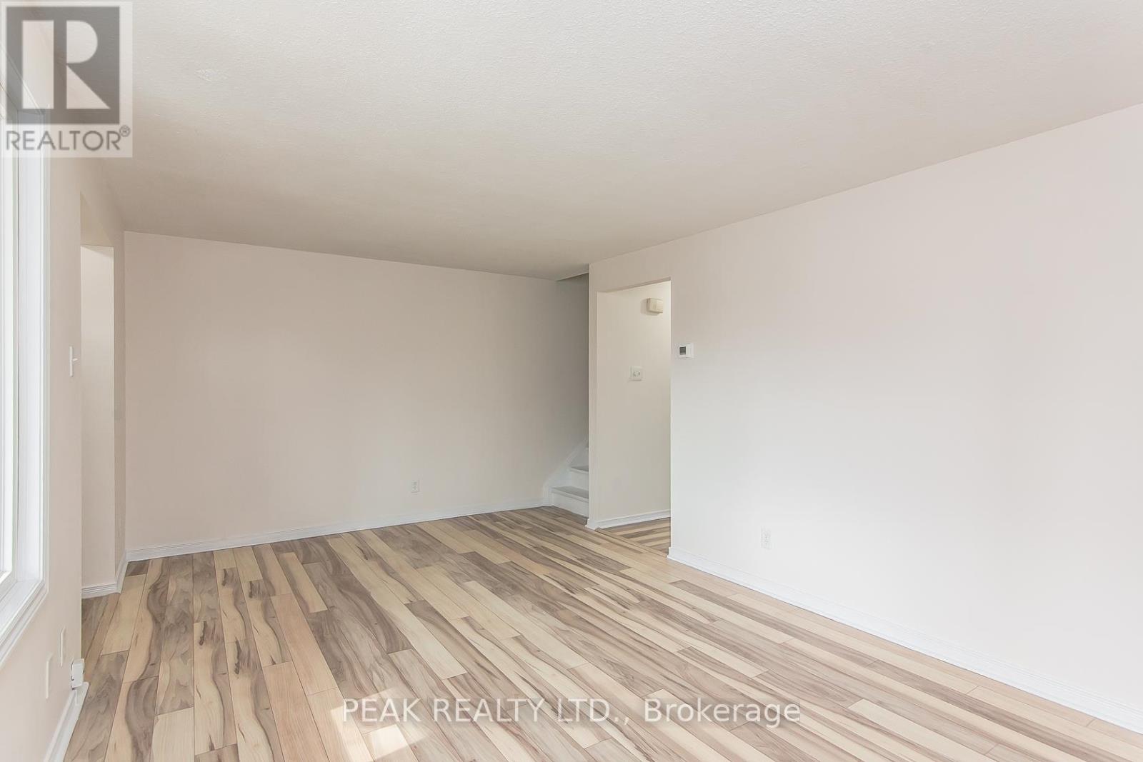 7 - 279 Sandowne Drive, Waterloo, Ontario  N2K 2C1 - Photo 10 - X12979752