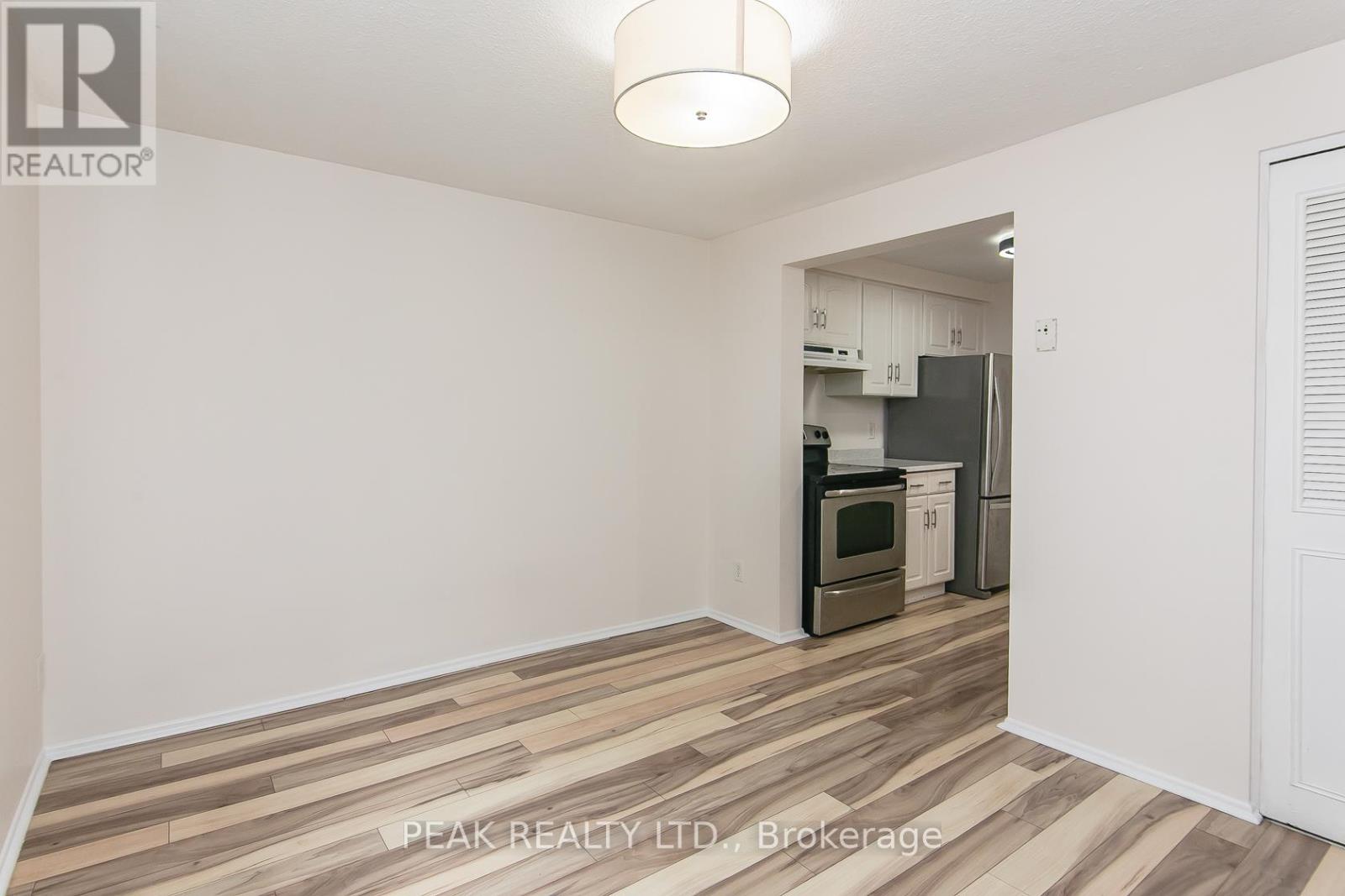 7 - 279 Sandowne Drive, Waterloo, Ontario  N2K 2C1 - Photo 13 - X12979752