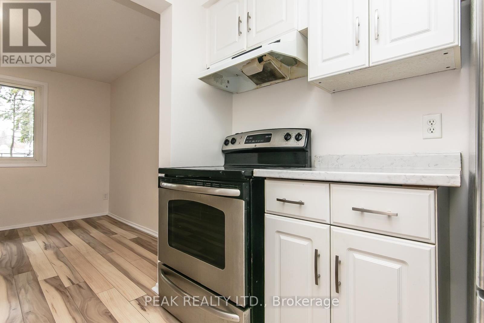 7 - 279 Sandowne Drive, Waterloo, Ontario  N2K 2C1 - Photo 19 - X12979752