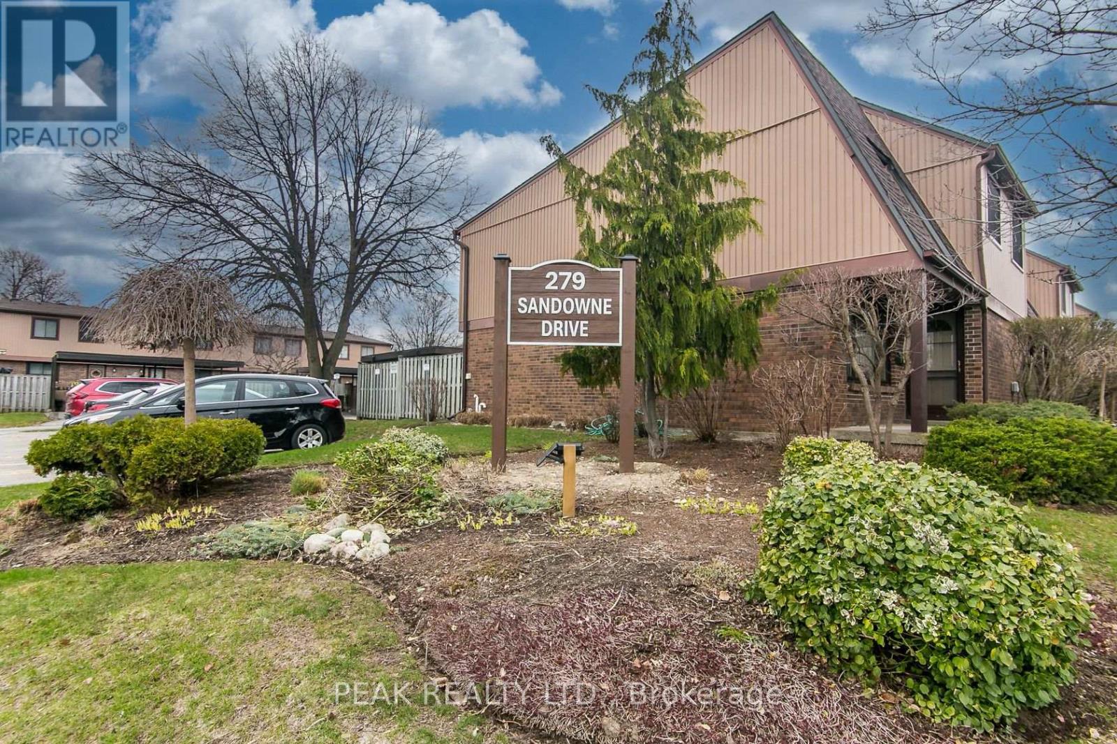 7 - 279 Sandowne Drive, Waterloo, Ontario  N2K 2C1 - Photo 2 - X12979752