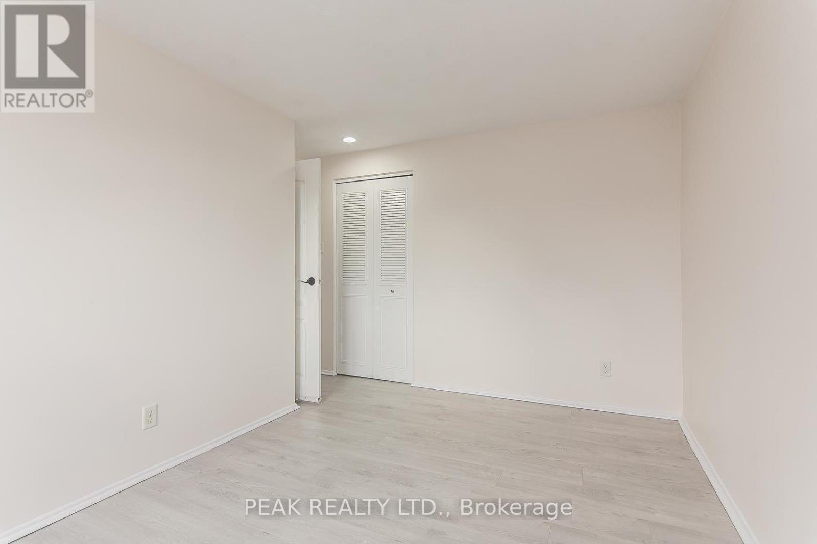 7 - 279 Sandowne Drive, Waterloo, Ontario  N2K 2C1 - Photo 35 - X12979752