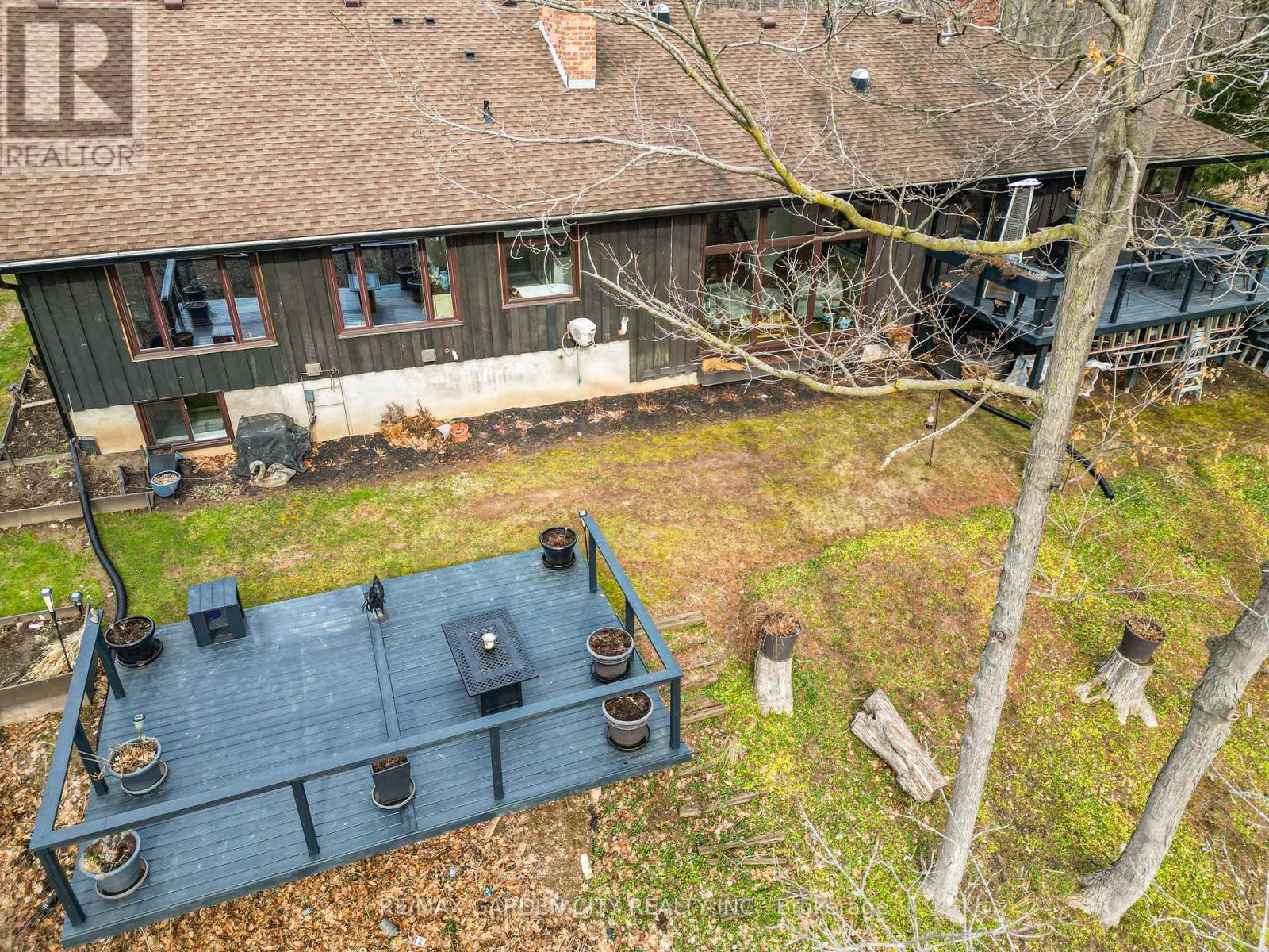 51 Park Road S, Grimsby, Ontario  L3M 4E7 - Photo 5 - X12979758