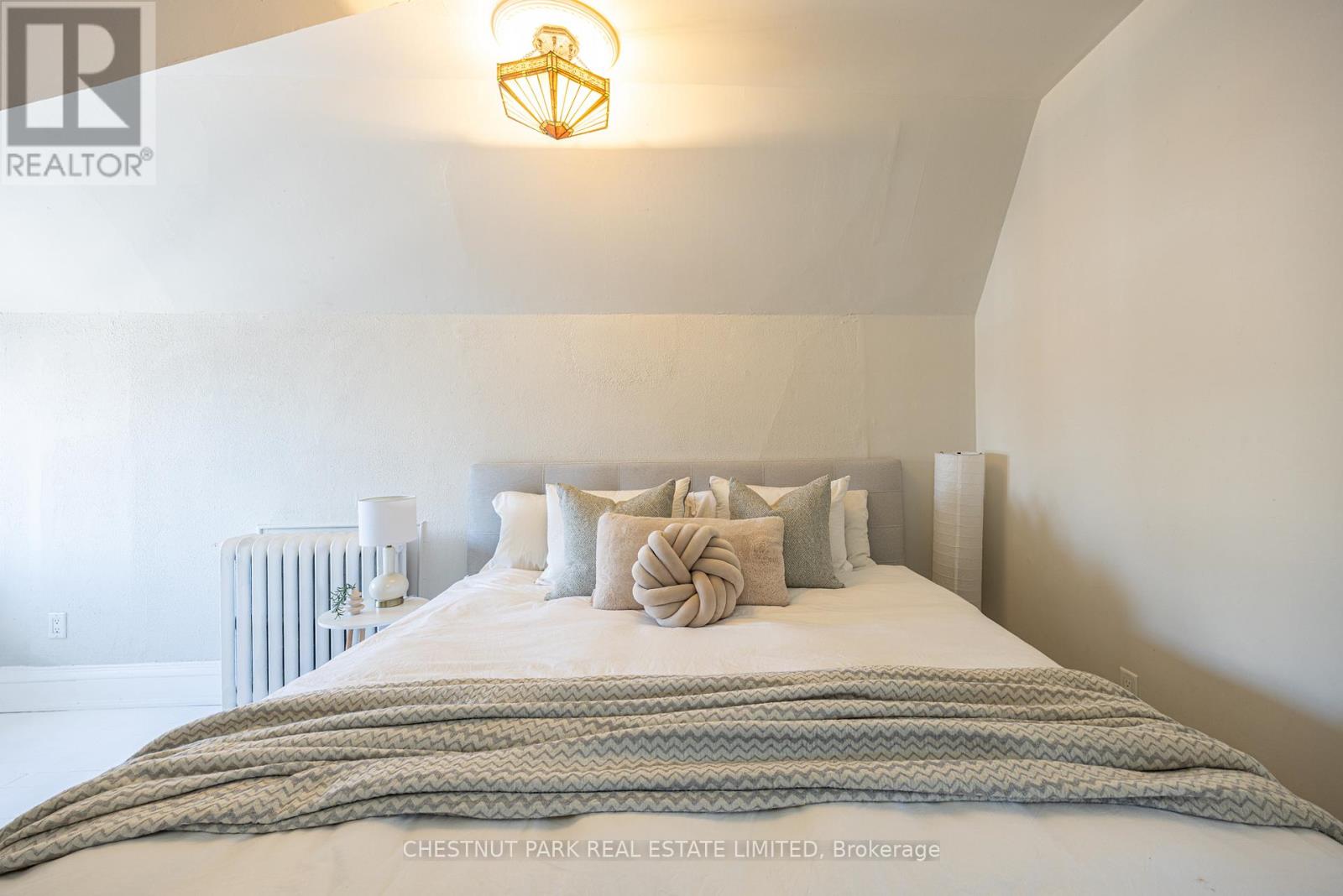 177 Charlton Avenue W, Hamilton, Ontario  L8P 2C8 - Photo 16 - X12979784