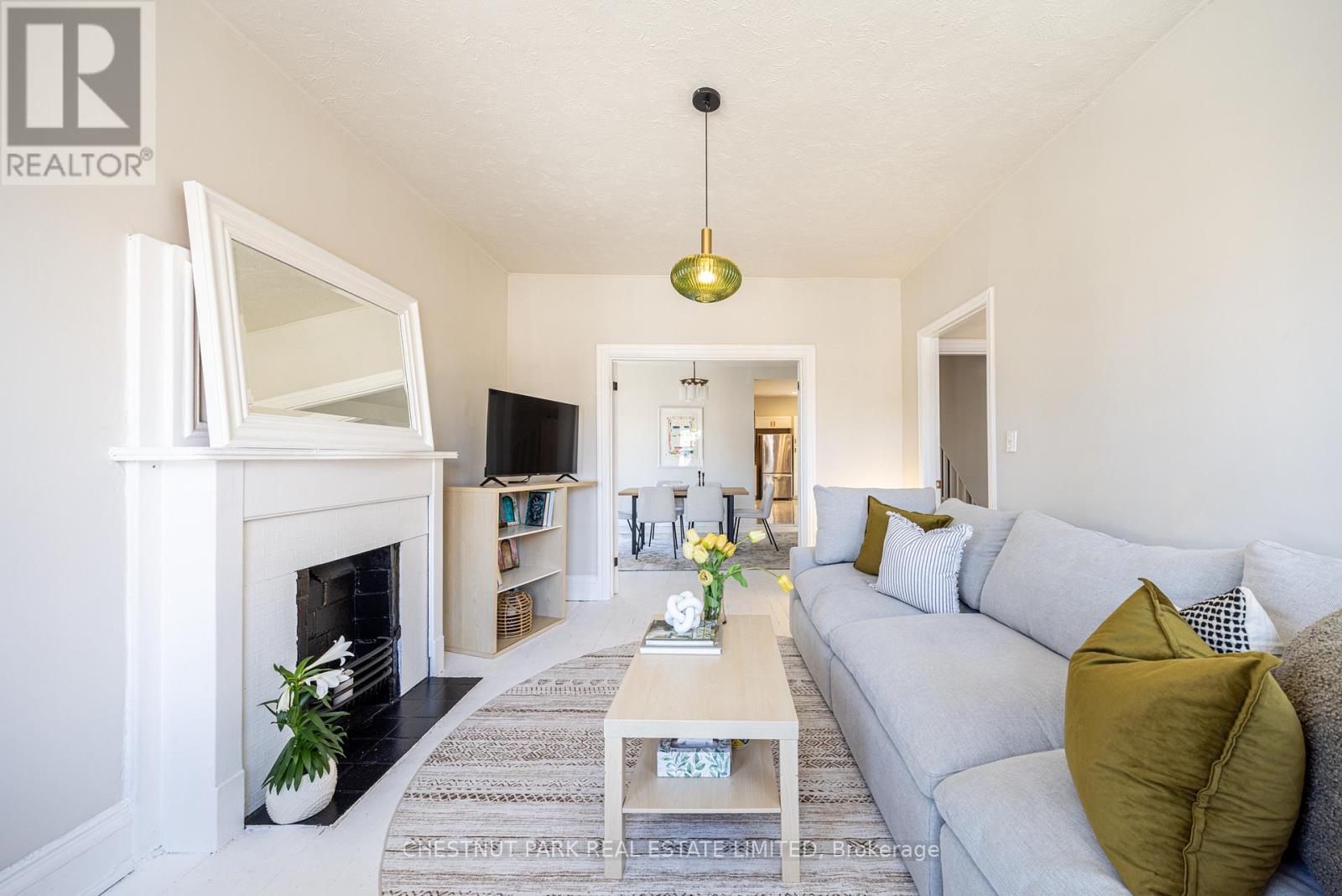 177 Charlton Avenue W, Hamilton, Ontario  L8P 2C8 - Photo 5 - X12979784