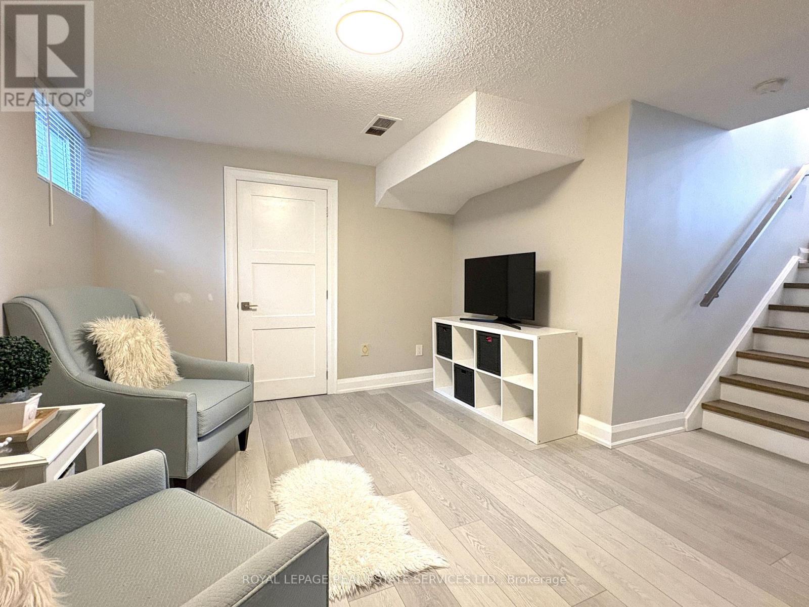 30 - 629 Rathburn Road, Toronto, Ontario  M9C 3T5 - Photo 27 - W12963720