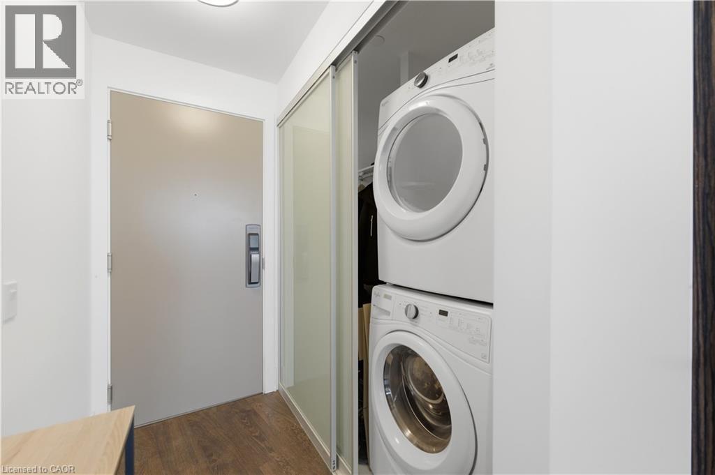 10 York Street Unit# 3807, Toronto, Ontario M5J 0E1 - Photo 16 - 40819458