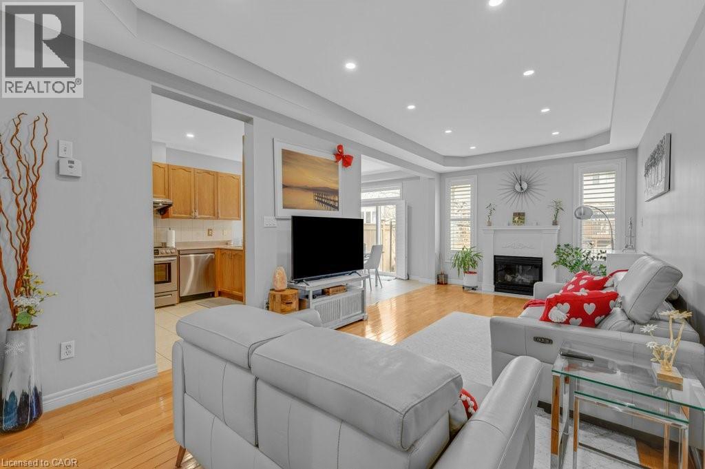 5317 Picketts Way, Burlington, Ontario  L7L 7J6 - Photo 12 - 40819457