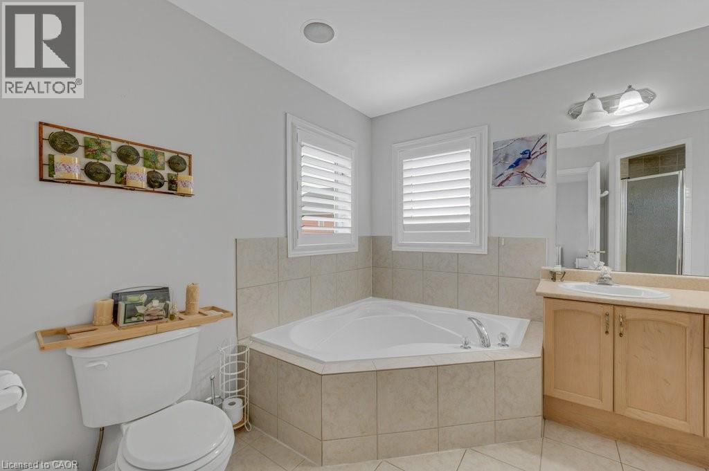 5317 Picketts Way, Burlington, Ontario  L7L 7J6 - Photo 22 - 40819457