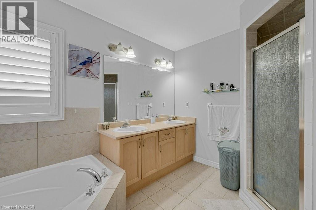 5317 Picketts Way, Burlington, Ontario  L7L 7J6 - Photo 23 - 40819457