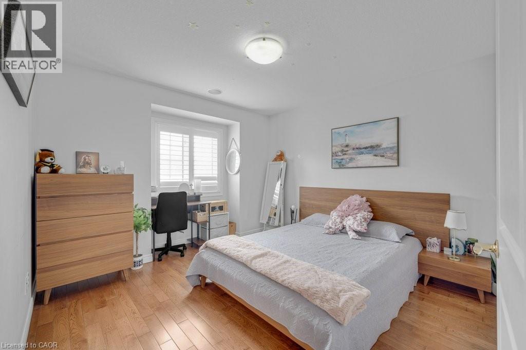 5317 Picketts Way, Burlington, Ontario  L7L 7J6 - Photo 25 - 40819457