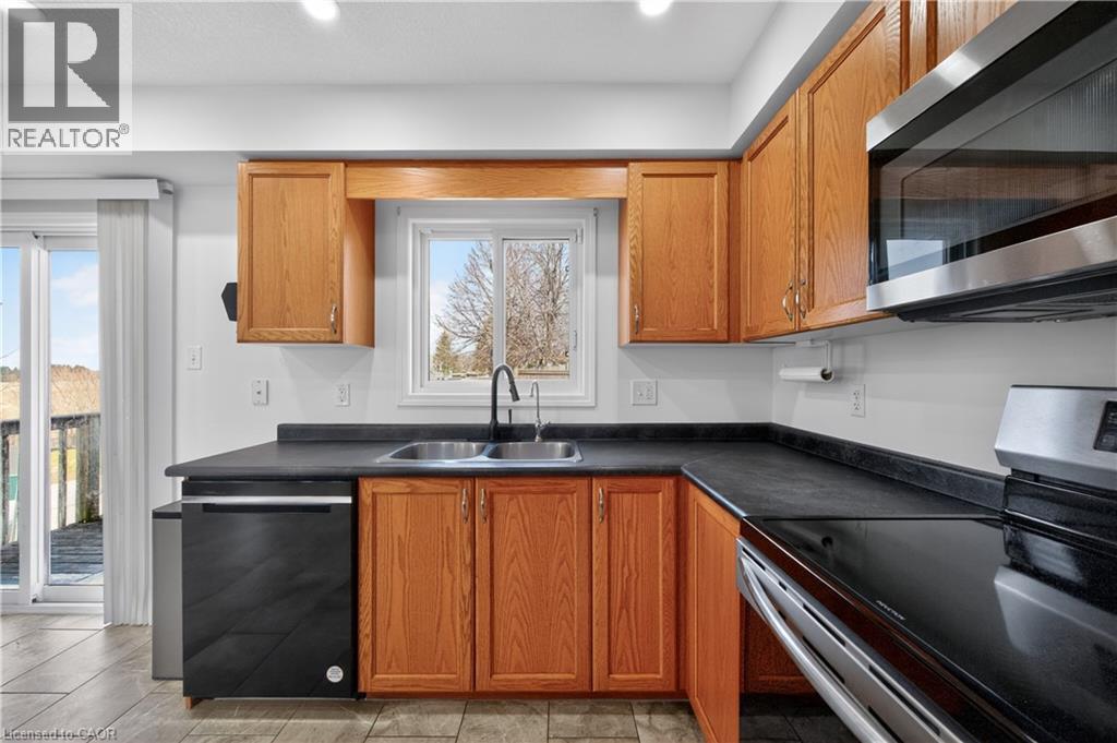 355 Fisher Mills Road Unit# 52, Cambridge, Ontario  N3C 4N5 - Photo 18 - 40819423