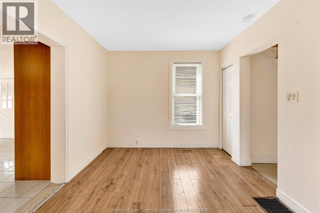 947 Chatham Street East, Windsor, Ontario  N9A 2Y1 - Photo 12 - 26007656
