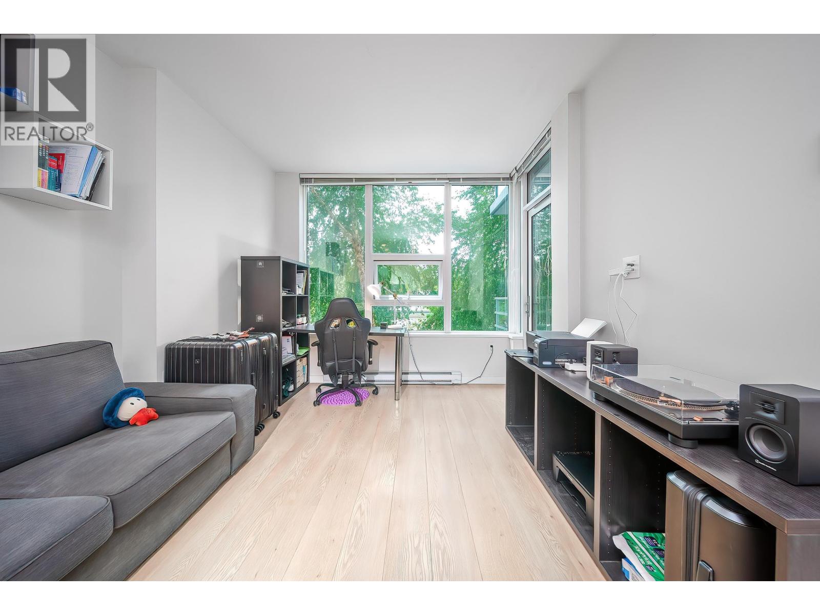 304 530 Whiting Way, Coquitlam, British Columbia  V3J 0J4 - Photo 3 - R3109090