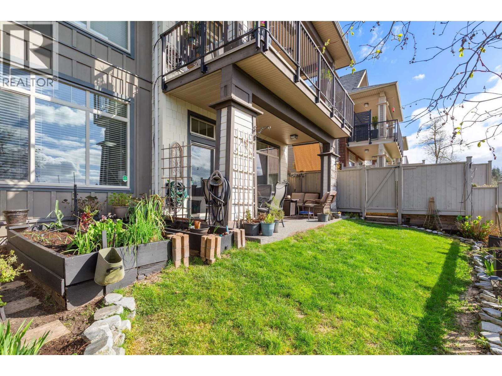 125 3458 Burke Village Promenade, Coquitlam, British Columbia  V3E 0J1 - Photo 37 - R3101759