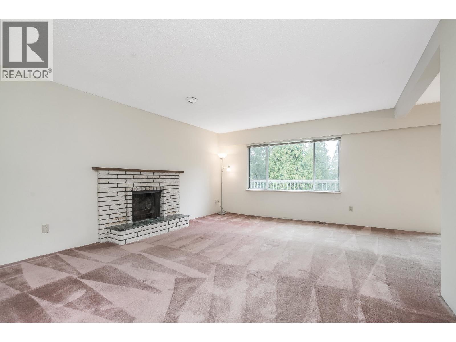 8228 Wedgewood Street, Burnaby, British Columbia  V3N 1C4 - Photo 7 - R3099872