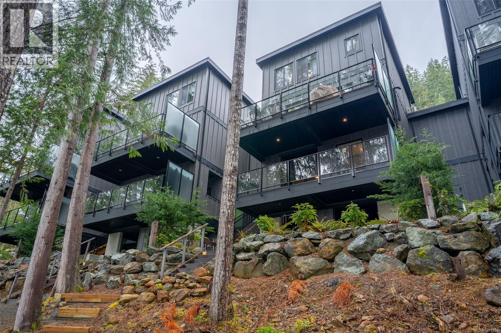 8 7470 Cottage Way, Lake Cowichan, British Columbia  V0R 2G1 - Photo 48 - 1031254