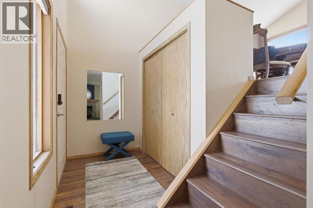 9 Harvest Glen Way NE, Calgary, Alberta  T3K 4J2 - Photo 3 - A2299926