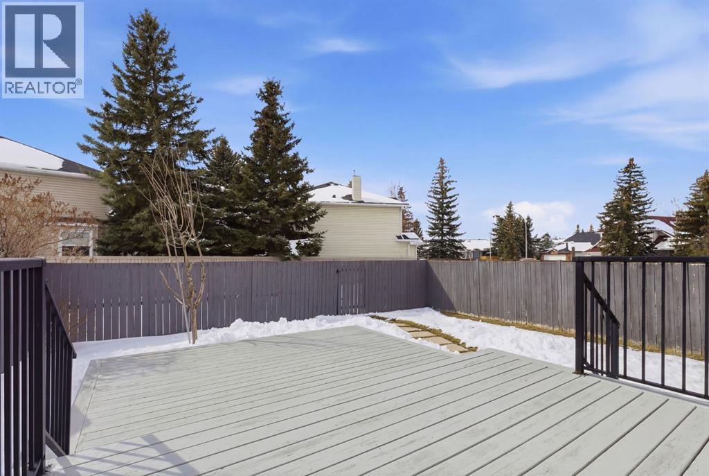 9 Harvest Glen Way NE, Calgary, Alberta  T3K 4J2 - Photo 30 - A2299926
