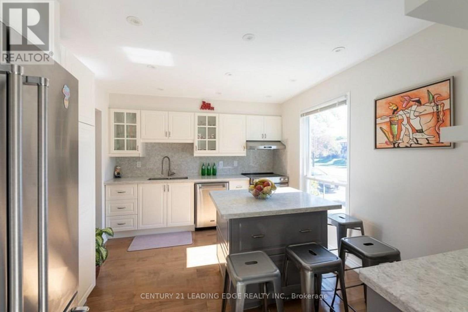 49 - 713 Burnhamthorpe Road, Toronto, Ontario  M9C 2Z6 - Photo 8 - W12904618