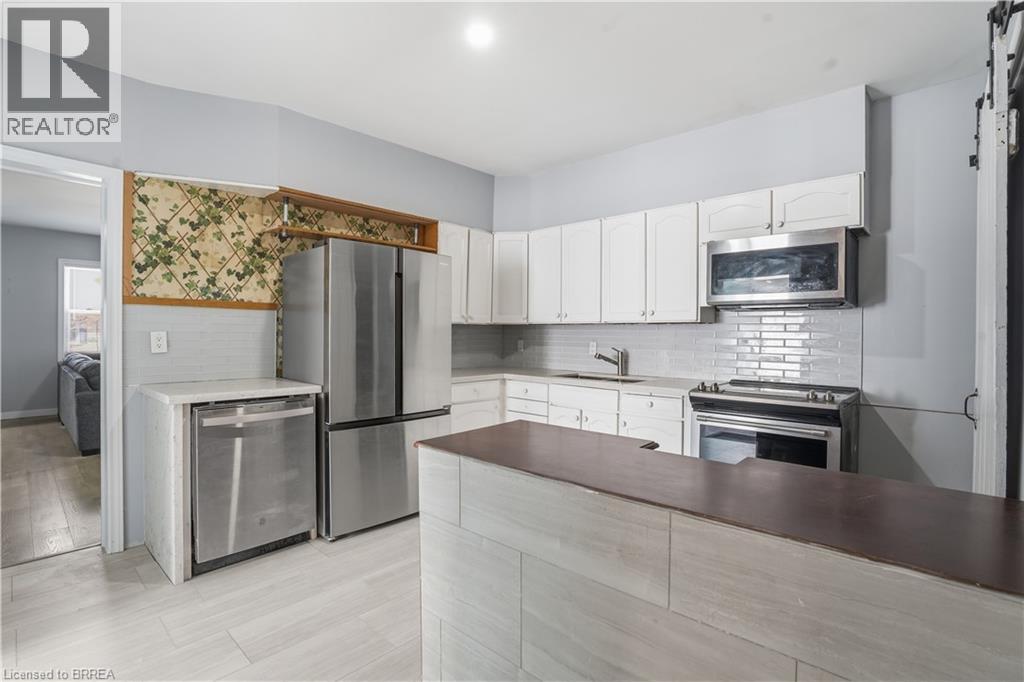 28 Wellington Street, Paris, Ontario  N3L 1S7 - Photo 10 - 40818999