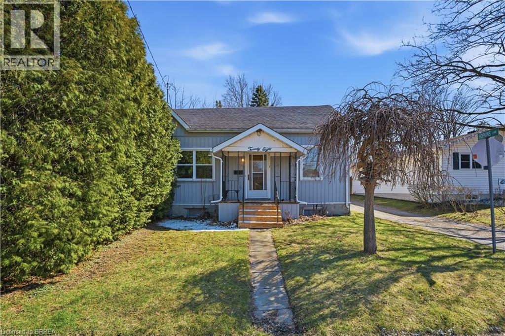 28 WELLINGTON Street, paris, Ontario