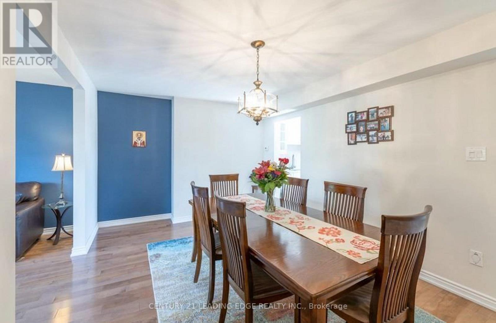 49 - 713 Burnhamthorpe Road, Toronto, Ontario  M9C 2Z6 - Photo 7 - W12904618