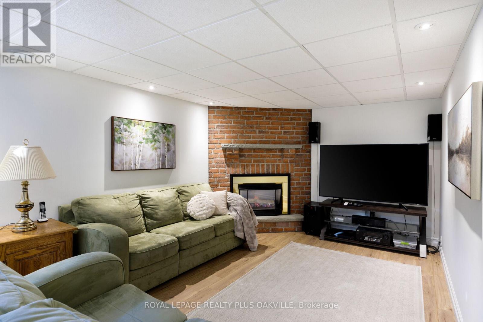 475 Sunset Drive, Oakville, Ontario  L6L 3N3 - Photo 32 - W12979494