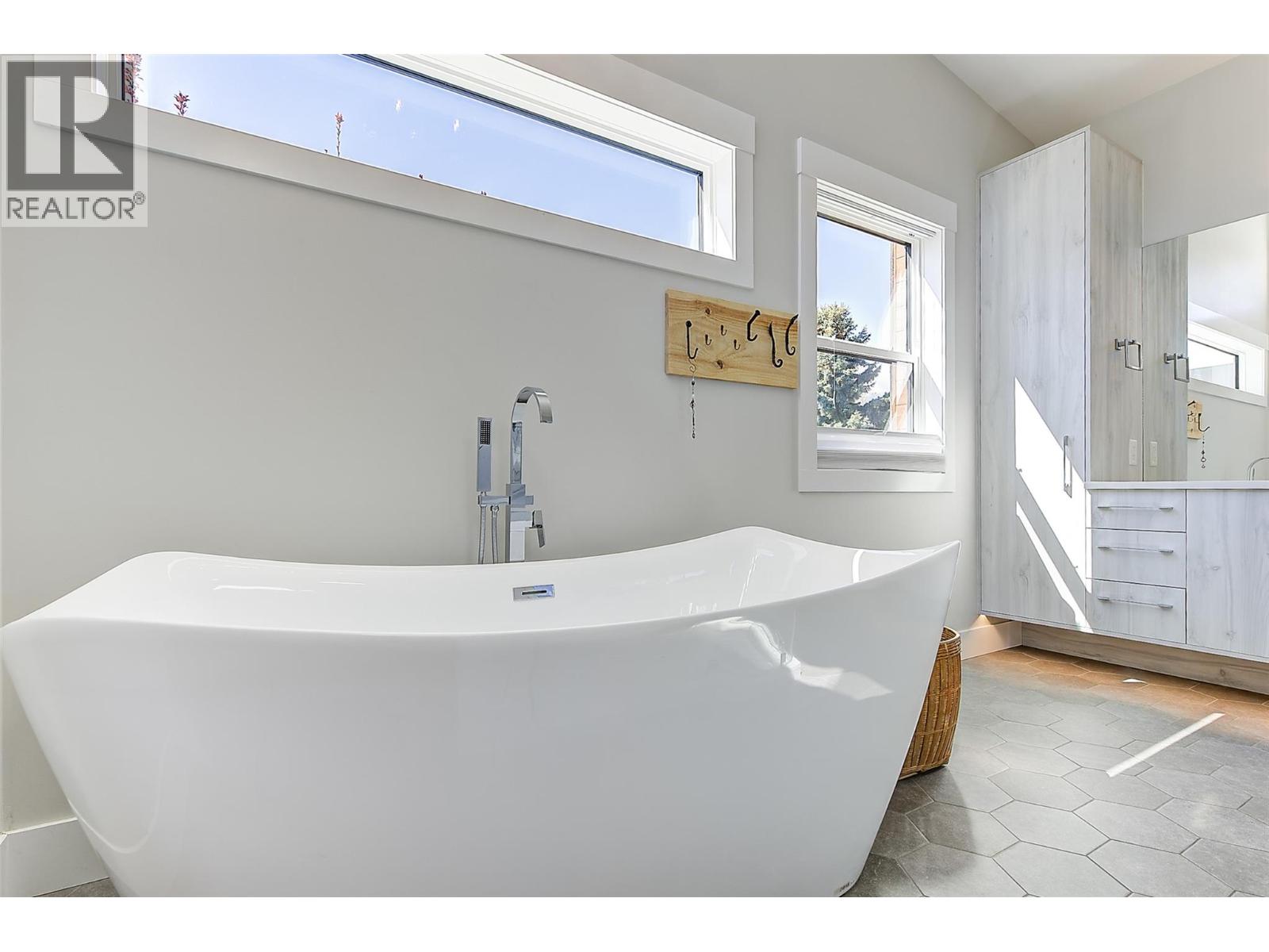 4354 Kensington Drive, Kelowna, British Columbia  V1W 2L8 - Photo 55 - 10382705