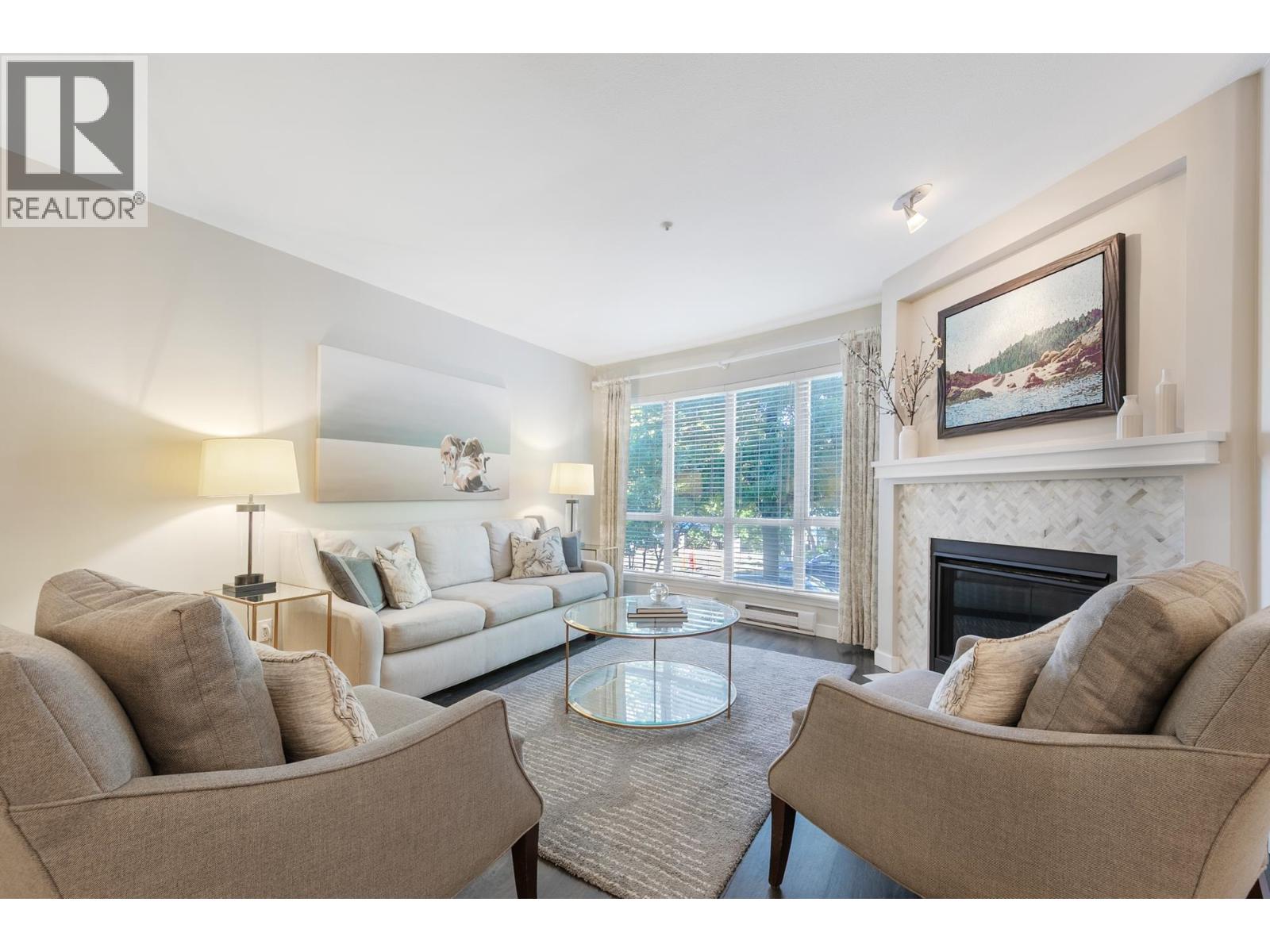 796 W 15th Avenue, Vancouver, British Columbia  V5Z 1R5 - Photo 2 - R3109491