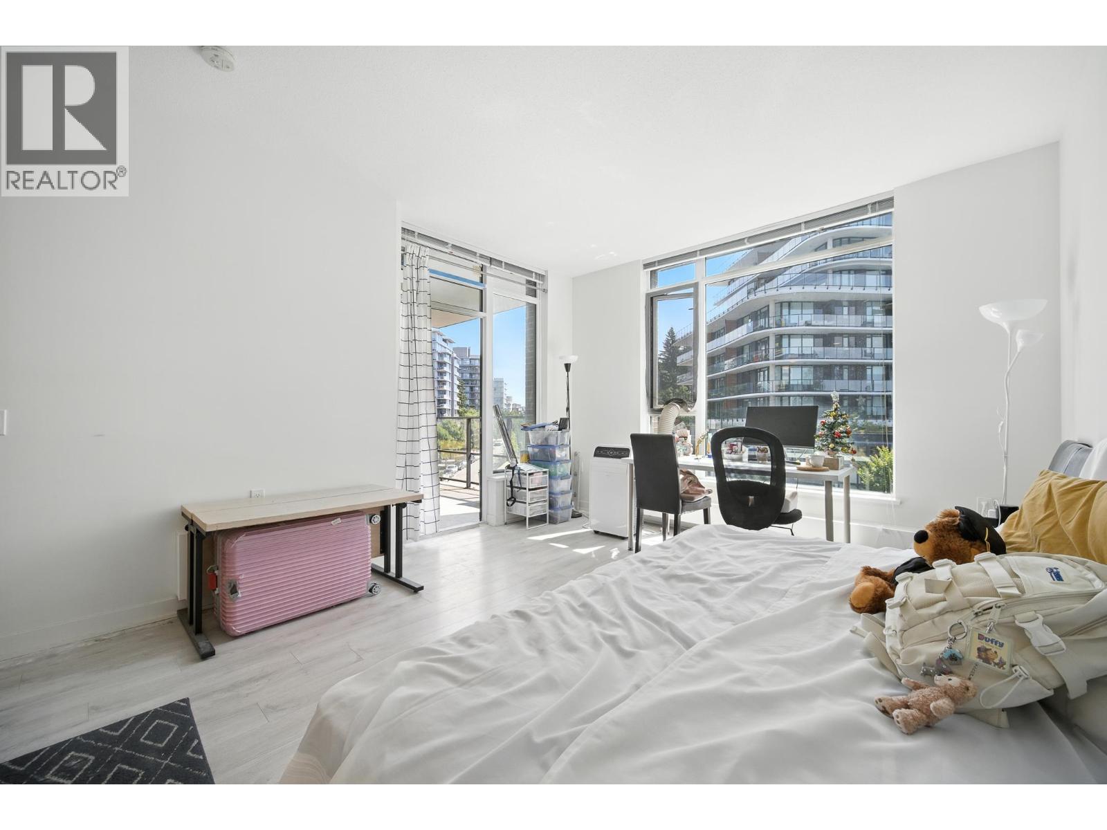 418 8850 University Crescent, Burnaby, British Columbia  V5A 0C8 - Photo 2 - R3109517