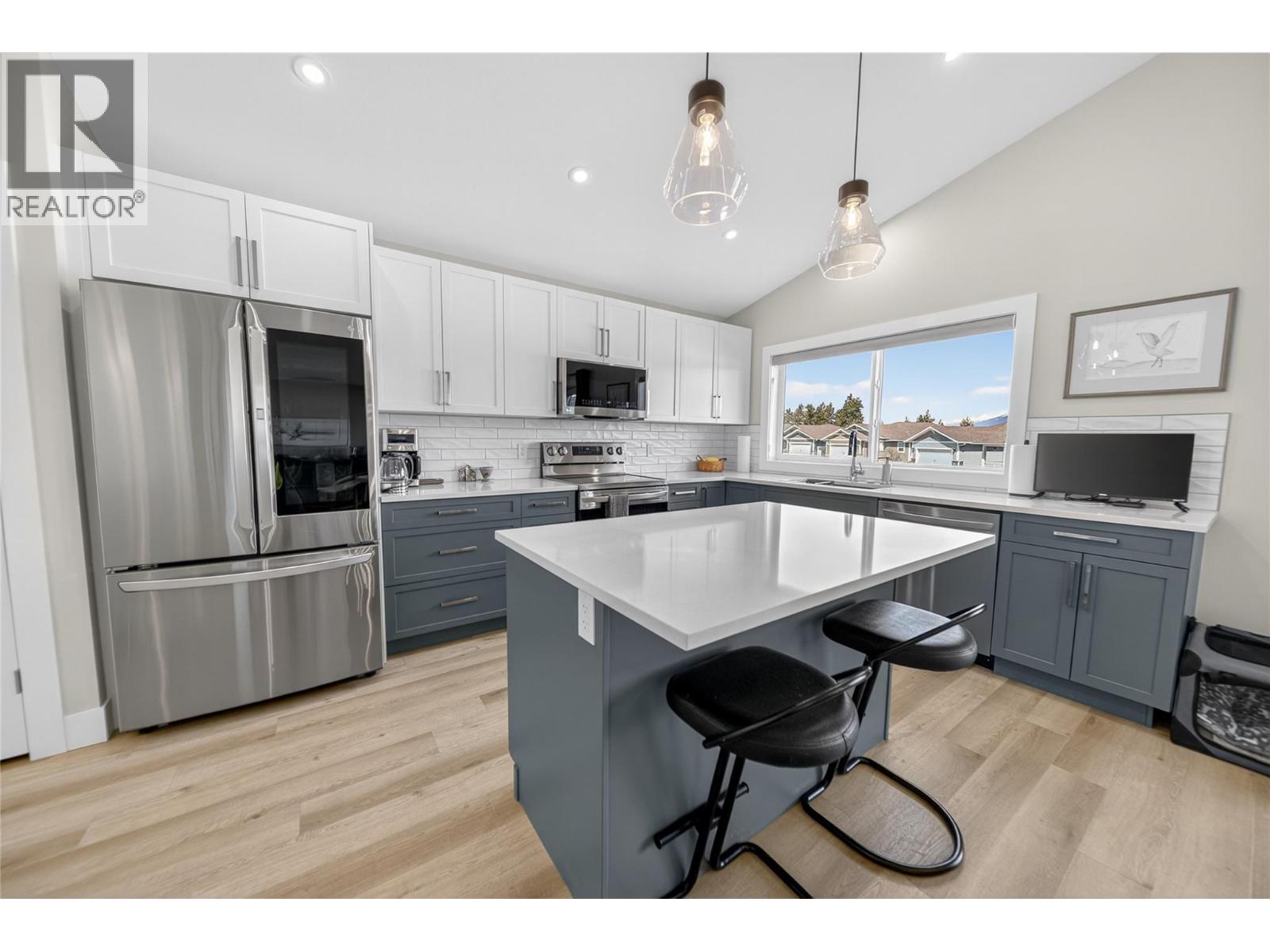 305 Legacy Lookout, Cranbrook, British Columbia V1C 0E4 - Photo 4 - 10368745