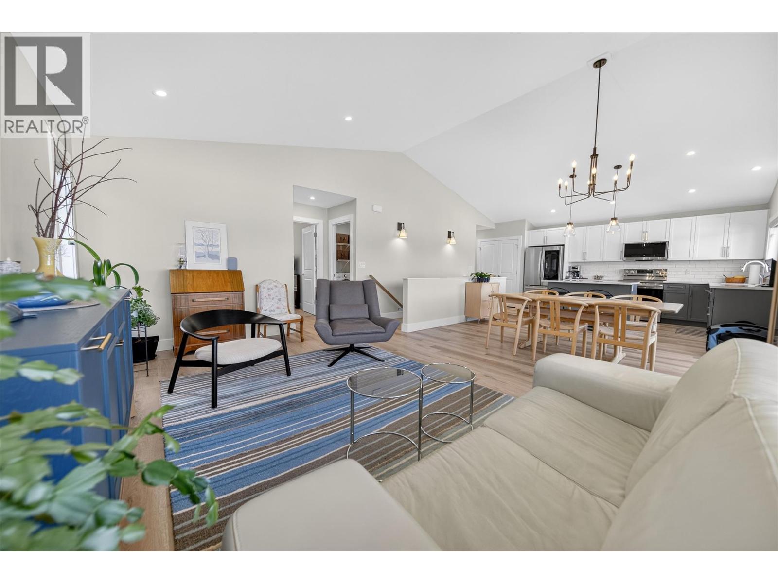 305 Legacy Lookout, Cranbrook, British Columbia V1C 0E4 - Photo 7 - 10368745