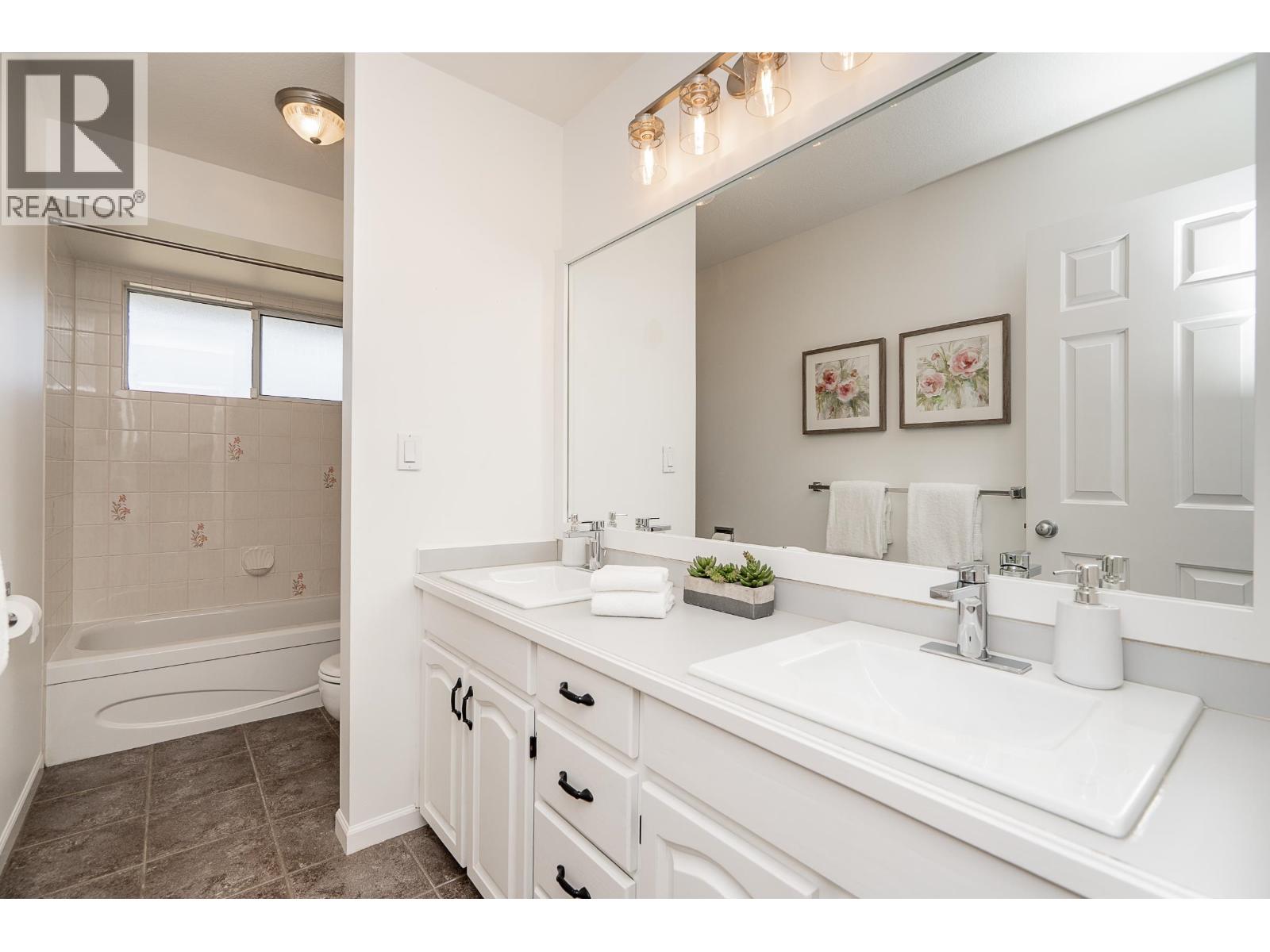 2653 Klassen Court, Port Coquitlam, British Columbia  V3C 5Y8 - Photo 23 - R3109522