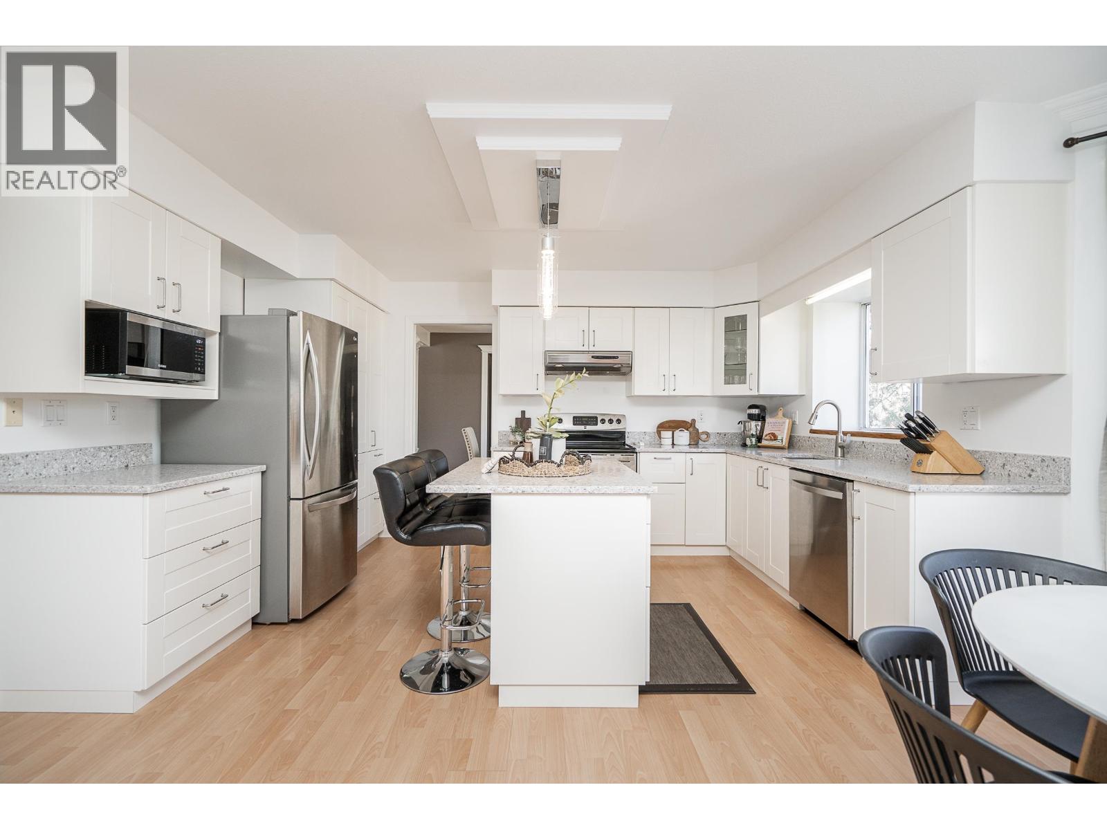 2653 Klassen Court, Port Coquitlam, British Columbia  V3C 5Y8 - Photo 8 - R3109522