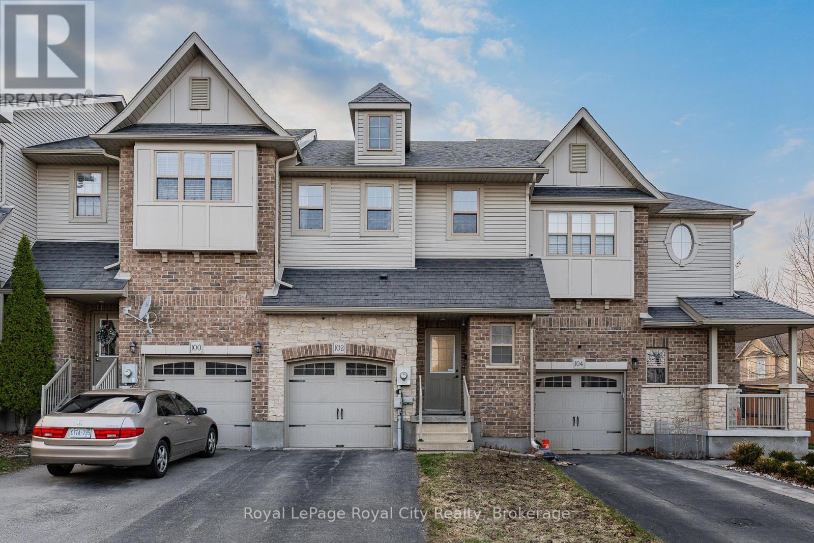 102 EDWARDS STREET, Guelph, Ontario