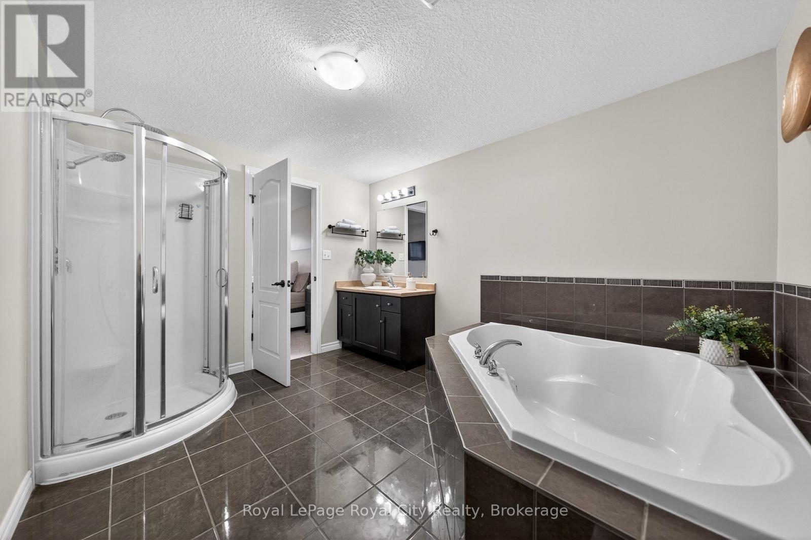 102 Edwards Street, Guelph, Ontario  N1E 0H8 - Photo 17 - X12979830