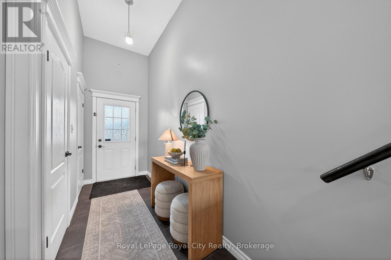 102 Edwards Street, Guelph, Ontario  N1E 0H8 - Photo 2 - X12979830