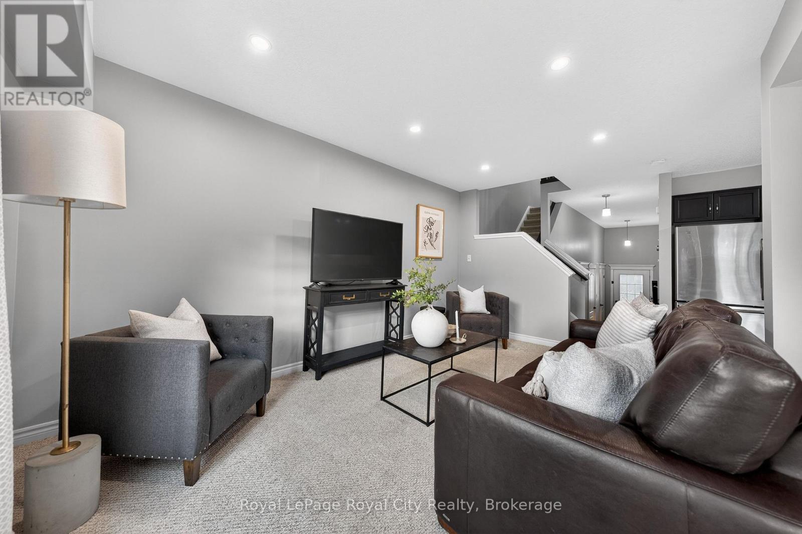 102 Edwards Street, Guelph, Ontario  N1E 0H8 - Photo 4 - X12979830