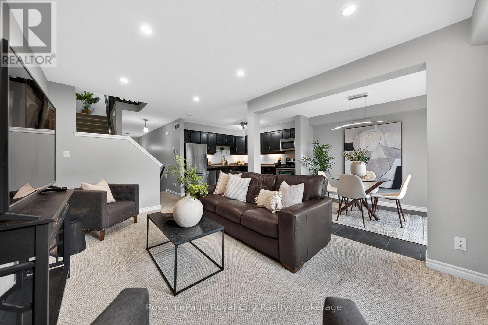 102 Edwards Street, Guelph, Ontario  N1E 0H8 - Photo 5 - X12979830