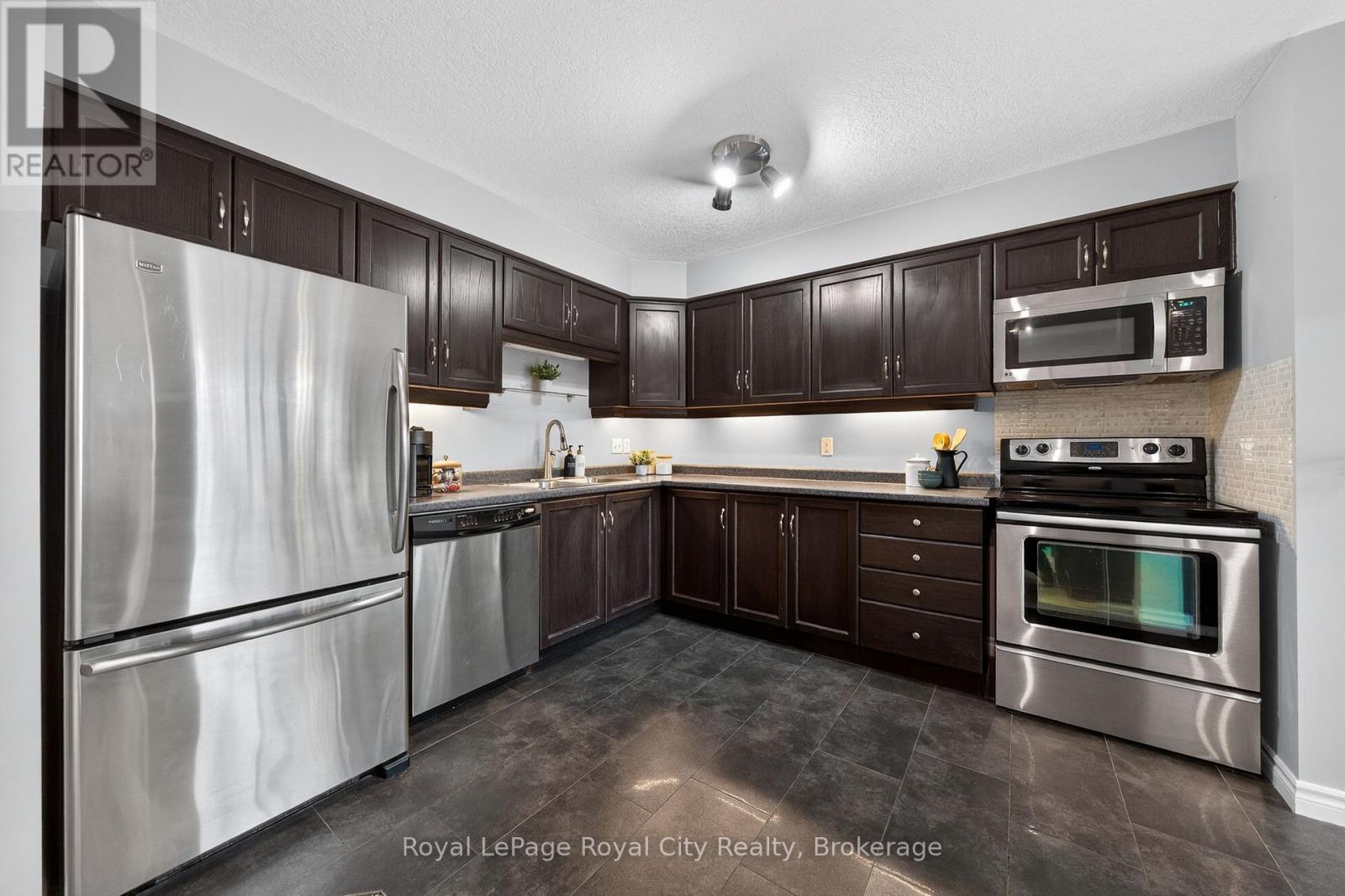 102 Edwards Street, Guelph, Ontario  N1E 0H8 - Photo 6 - X12979830