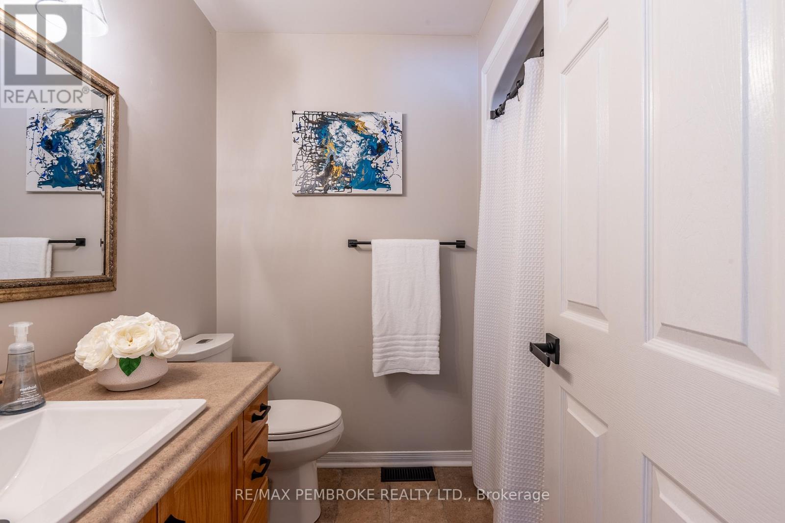 6 Steffen Street, Petawawa, Ontario  K8H 3L8 - Photo 26 - X12979842