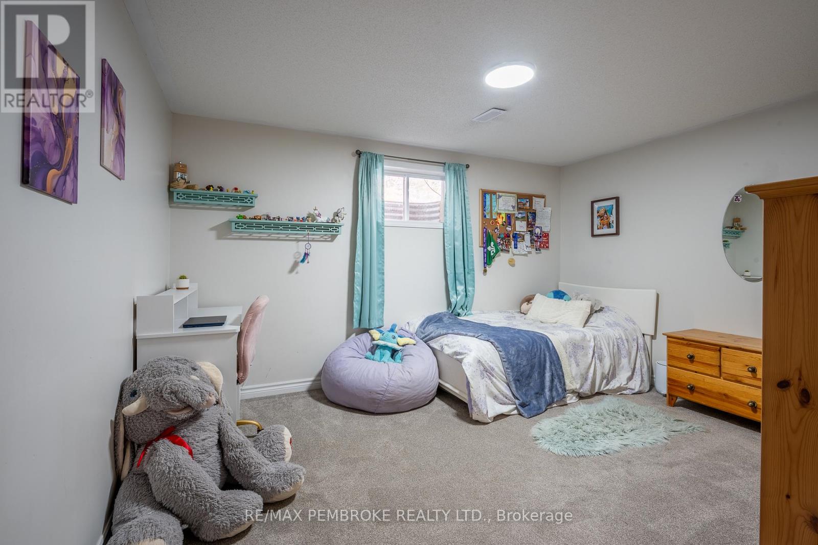 6 Steffen Street, Petawawa, Ontario  K8H 3L8 - Photo 35 - X12979842