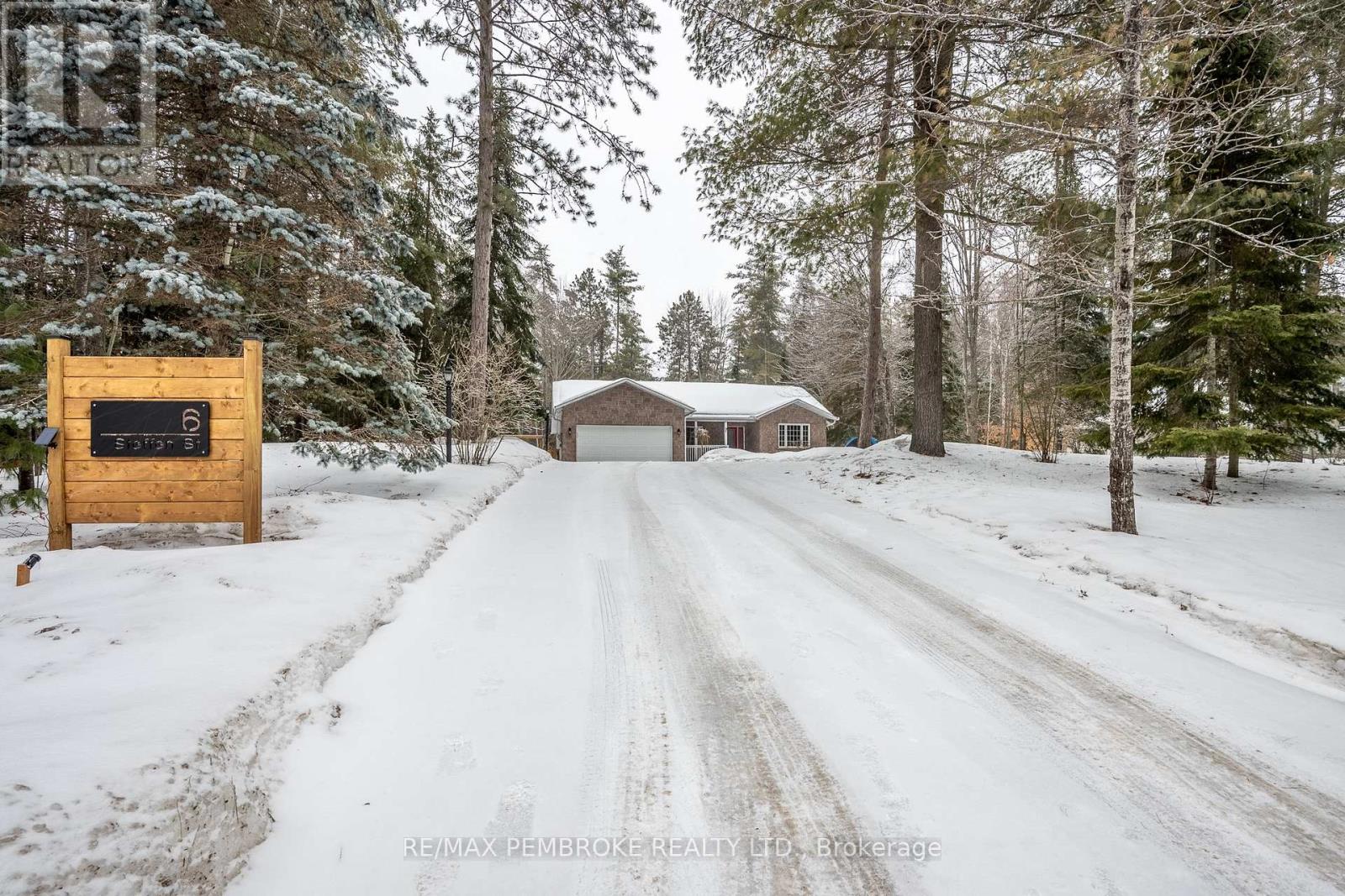 6 Steffen Street, Petawawa, Ontario  K8H 3L8 - Photo 41 - X12979842