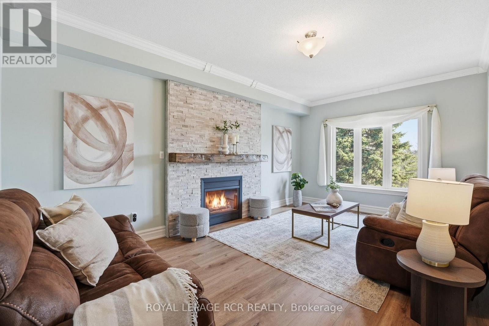 919 Schaeffer Outlook, Newmarket, Ontario  L3X 1V9 - Photo 11 - N12921358