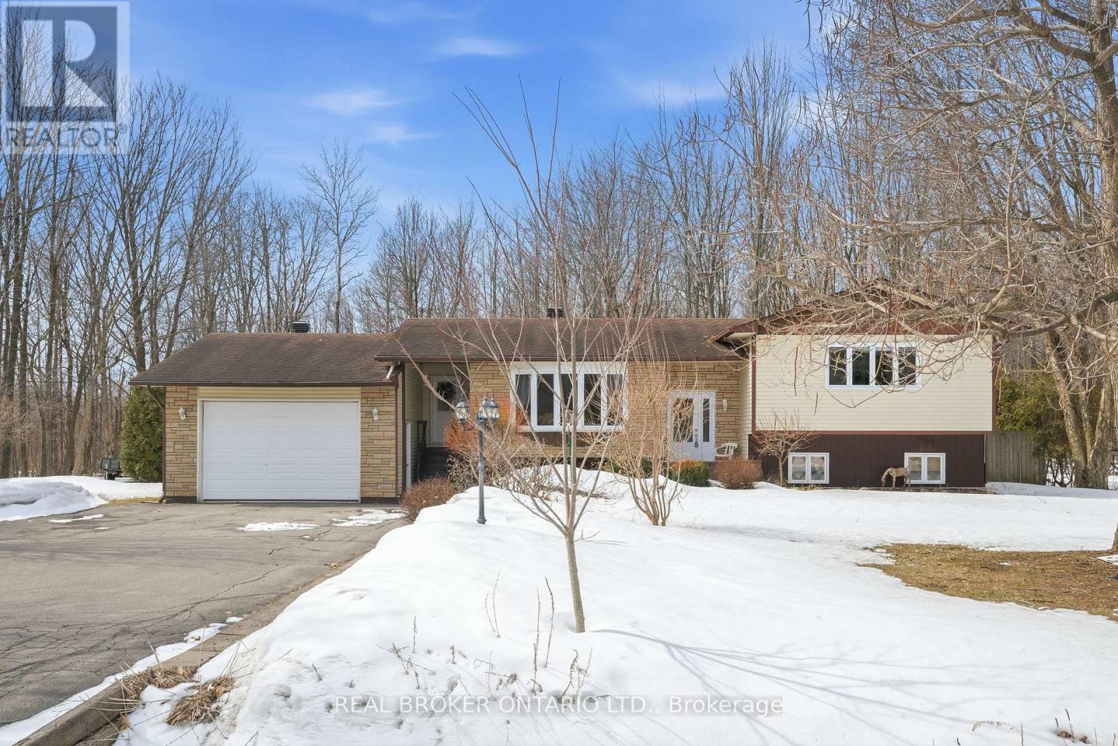 189 Maple Grove Street, The Nation, Ontario  K0A 1W0 - Photo 3 - X12979832