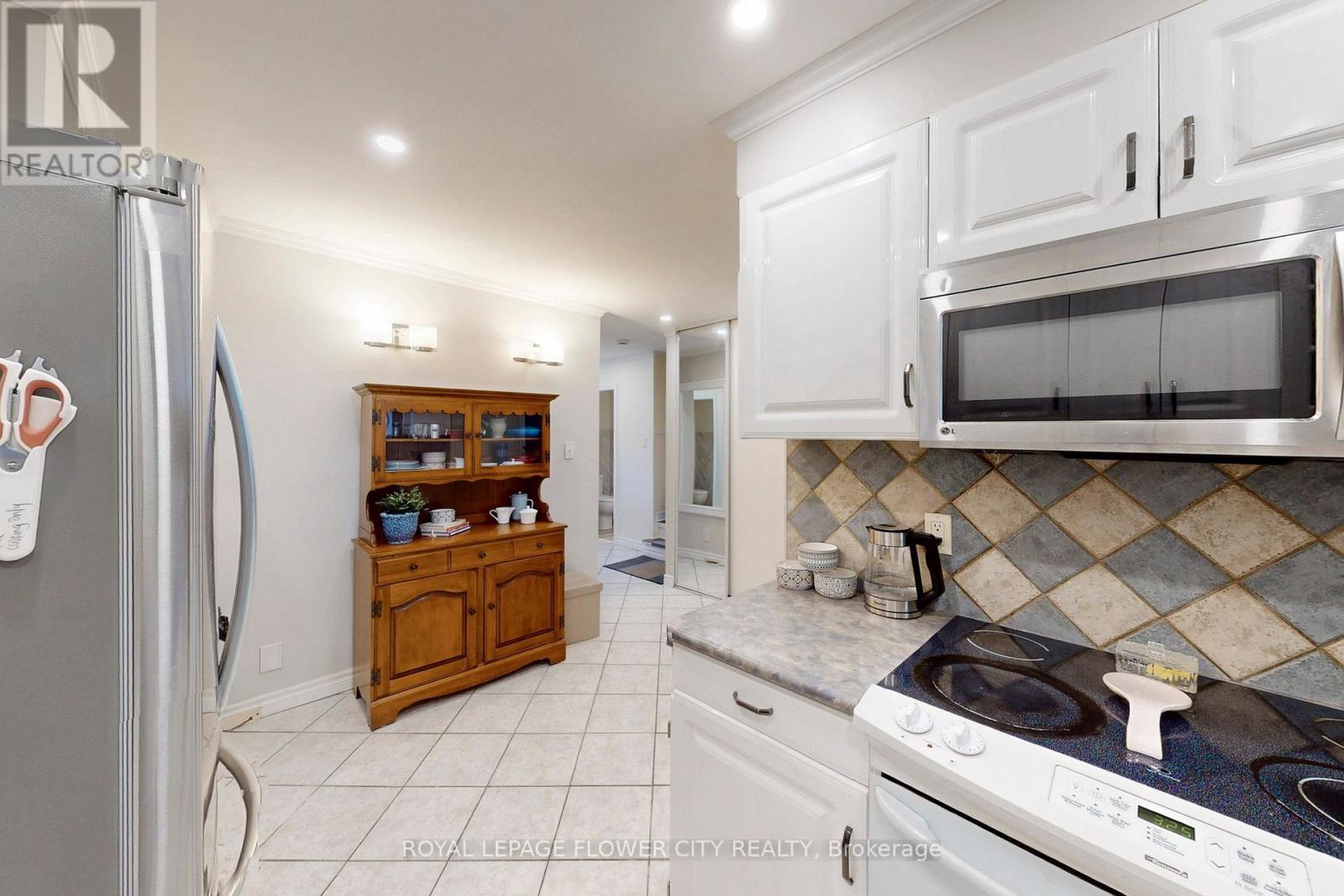 9 - 3350 Hornbeam Crescent, Mississauga, Ontario  L5L 3Z7 - Photo 15 - W12975404