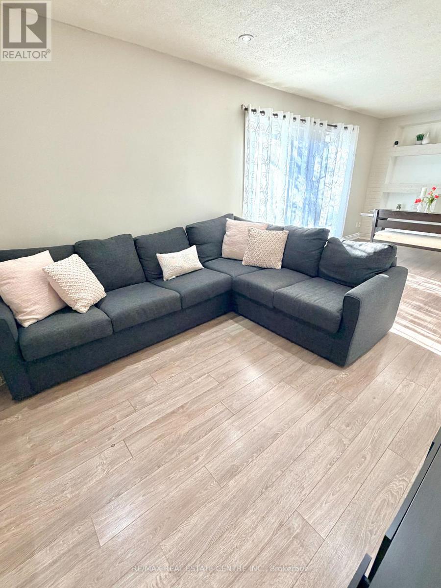 17 - 2755 Windwood Drive, Mississauga, Ontario  L5N 2C8 - Photo 12 - W12953320