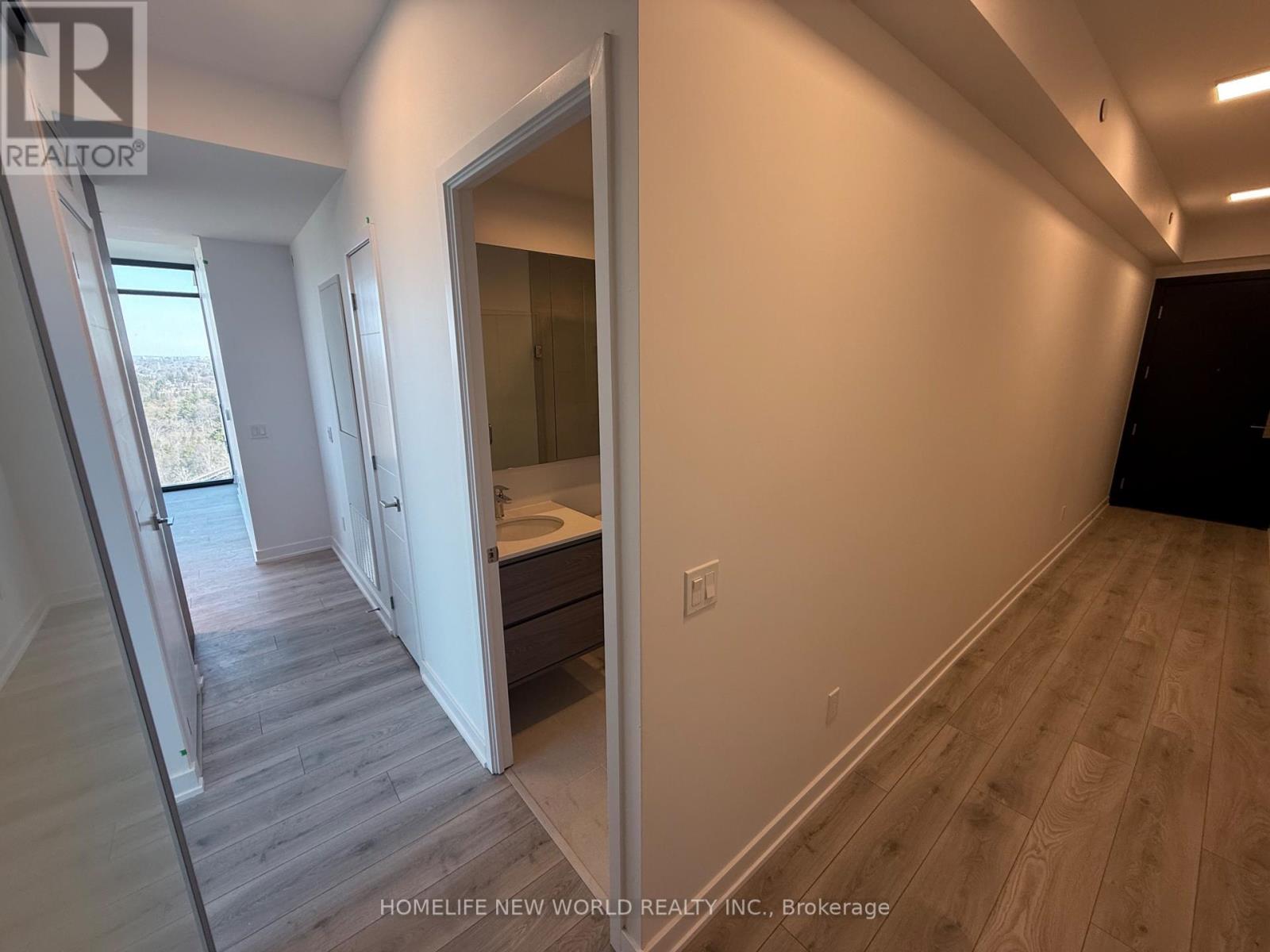 2008 - 29 Green Trail Court, Toronto (Bayview Village), Ontario  M2K 0J9 - Photo 3 - C12979798