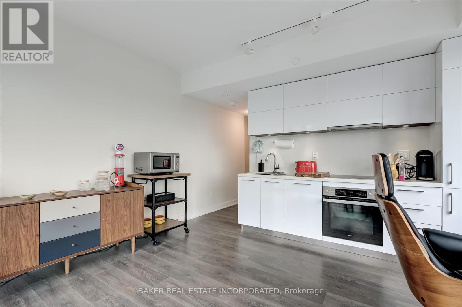 1802 - 188 Cumberland Street, Toronto, Ontario  M5R 0B6 - Photo 11 - C12979836